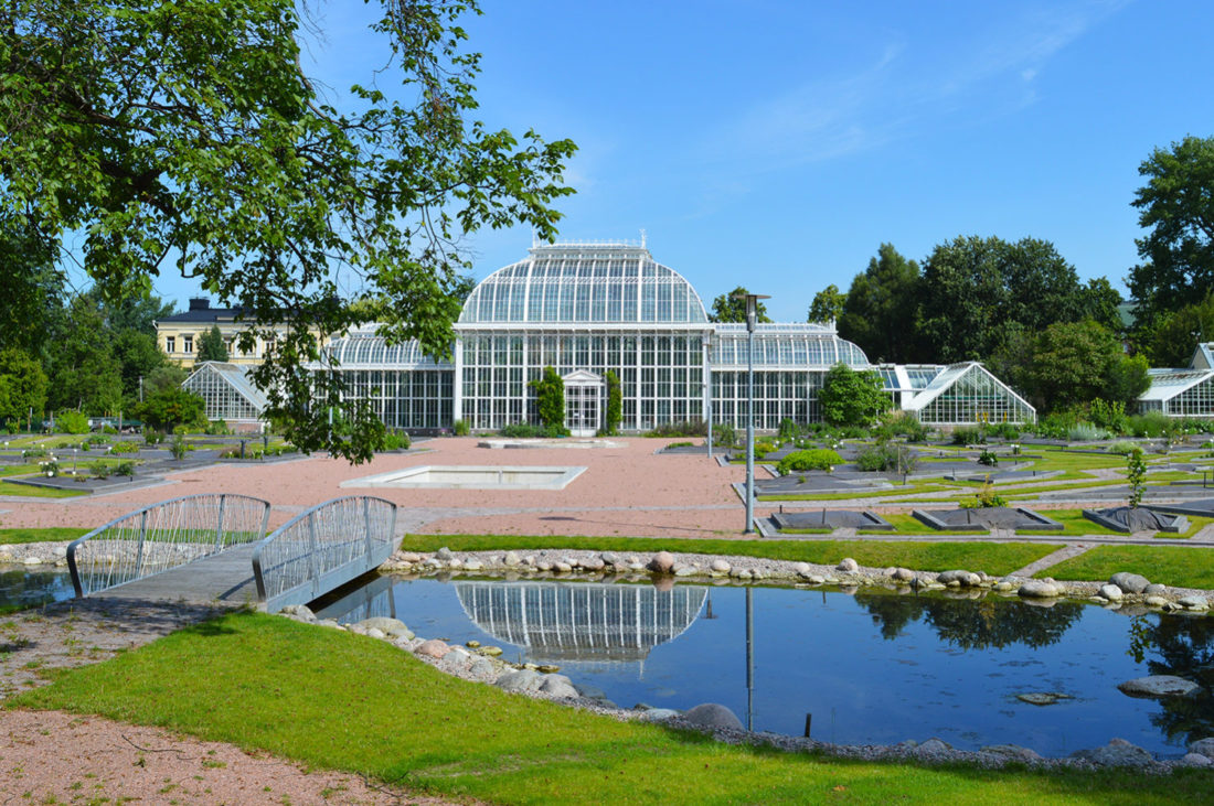 Glass garden house Helsinki | Our Gay Couple City Weekend Helsinki © Coupleofmen.com