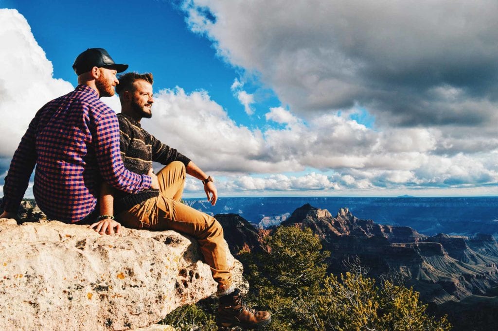 Enjoying the view over the North Rim of the Grand Canyon | Road Trip USA Highlights American South West © CoupleofMen.com