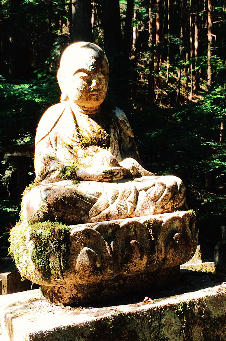 Buddhas are everywhere at Okunoin Cemetery in Koyasan © CoupleofMen.com