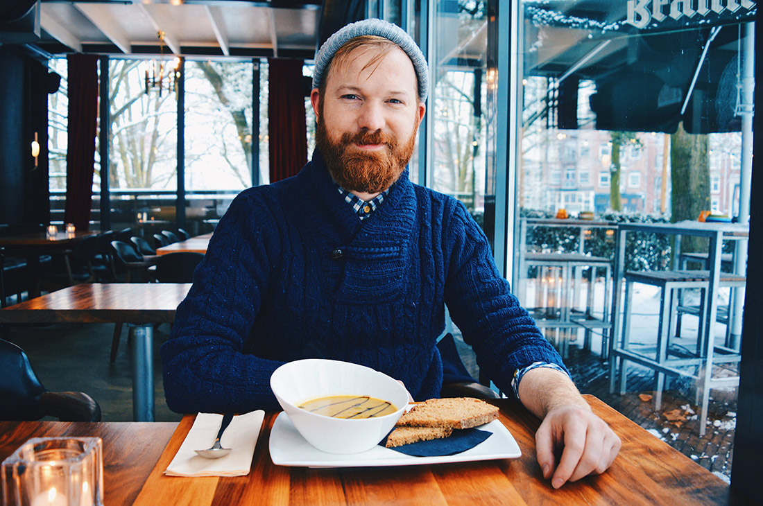 Snow in Amsterdam: Our Dutch Winter Day in the capital of The Netherlands | © CoupleofMen.com