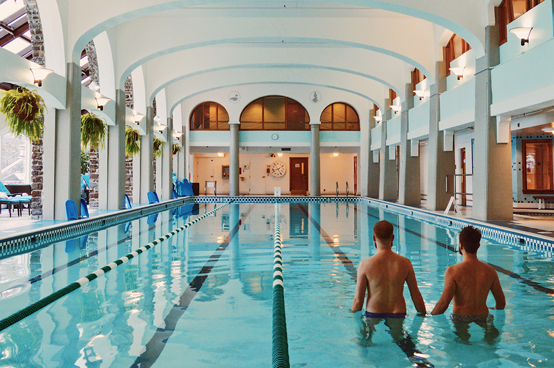 Outdoor Pool With Mountain View | Fairmont Banff Springs Castle Hotel ...