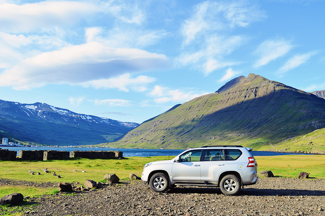 The right car to sleep in and for gravel roads | Road Tripping Iceland: Our Top Gay Couple Insider Tips & Tricks © CoupleofMen.com