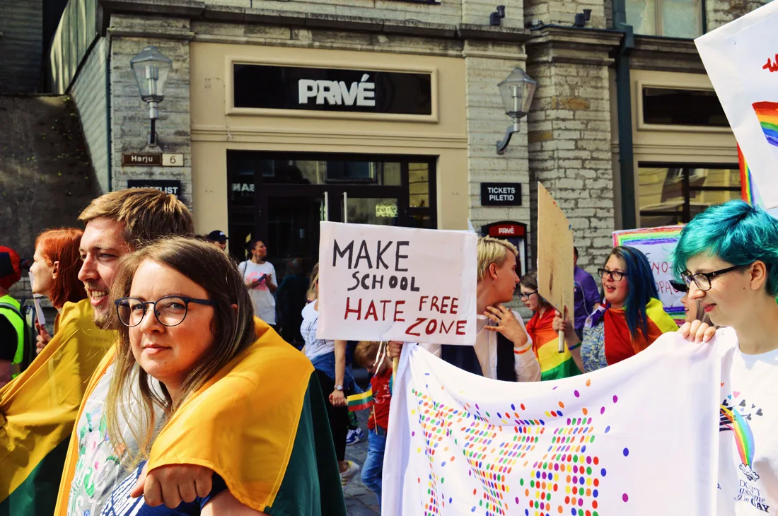 Self-made poster "Make school a hate free zone" | Baltic Pride 2017 Tallinn Best Powerful LGBTQ Photos © CoupleofMen.com