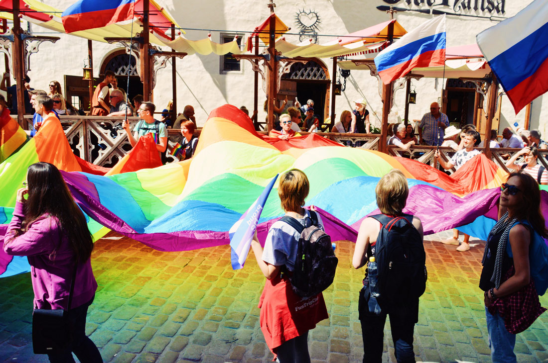 Gigantic rainbow flag for Baltic Pride 2017 Tallinn Best Powerful LGBTQ Photos © CoupleofMen.com