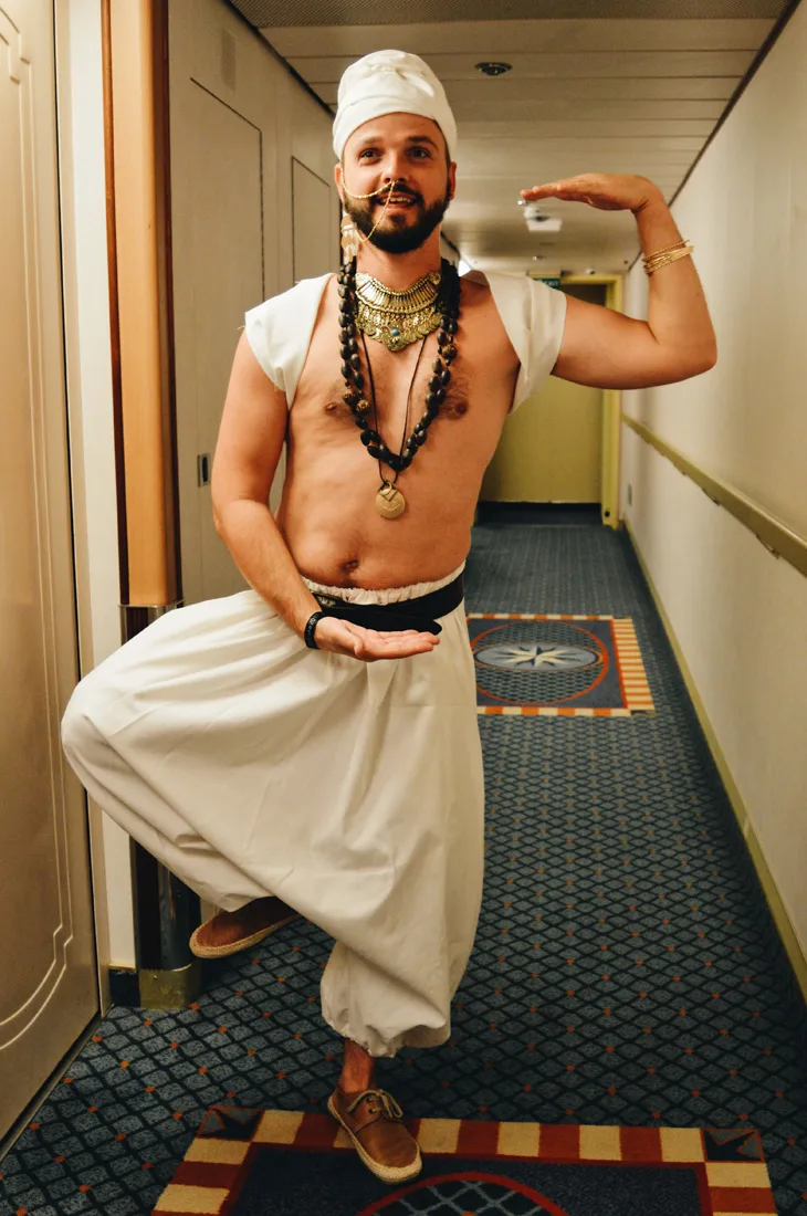 Karl in his outfit for the 1st Party of The Cruise | Gay Couple Travel Diary The Cruise 2017 © CoupleofMen.com