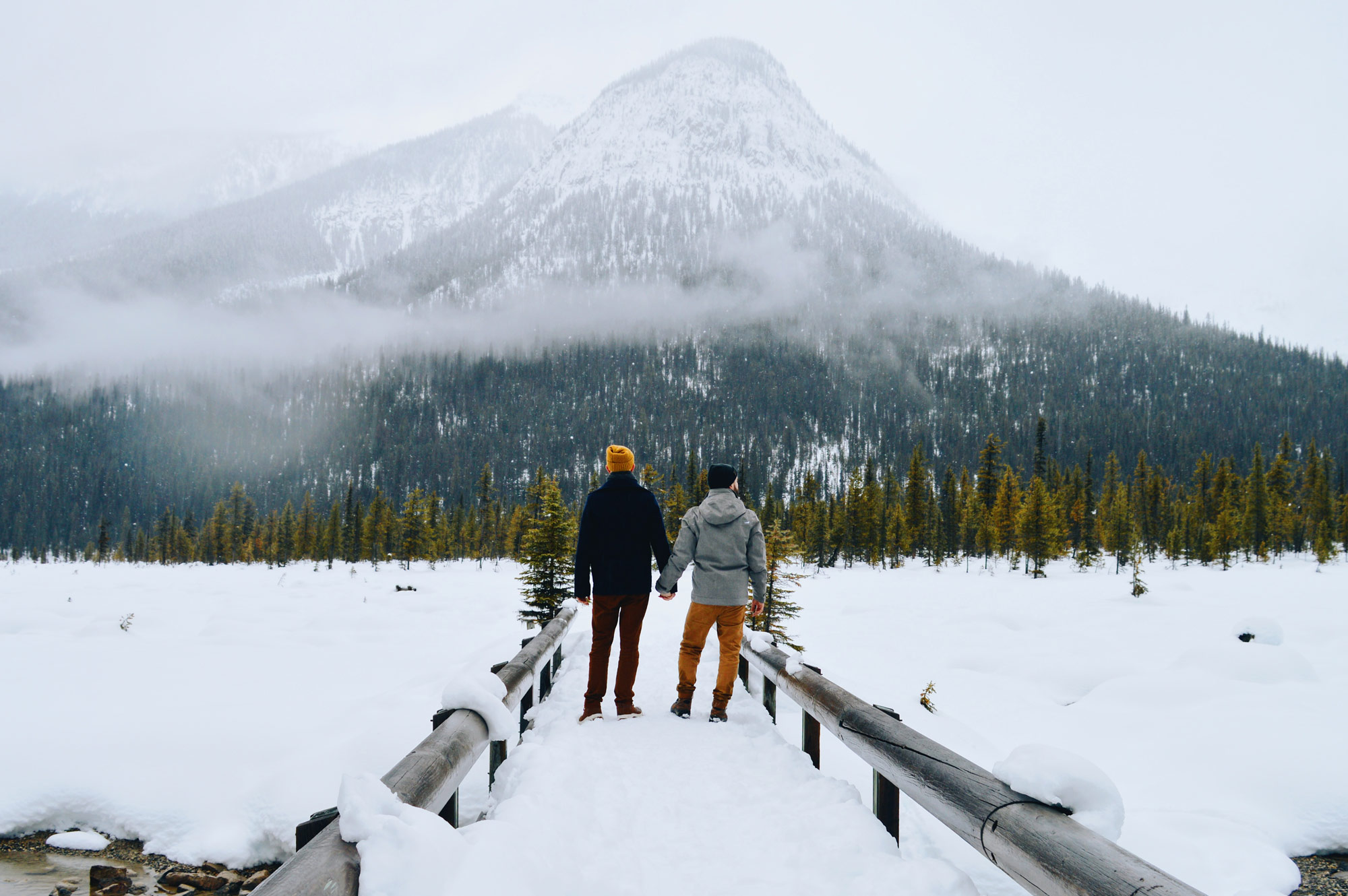We couldn't resist to take this shot! wow | Emerald Lake Lodge gay-friendly © Coupleofmen.com