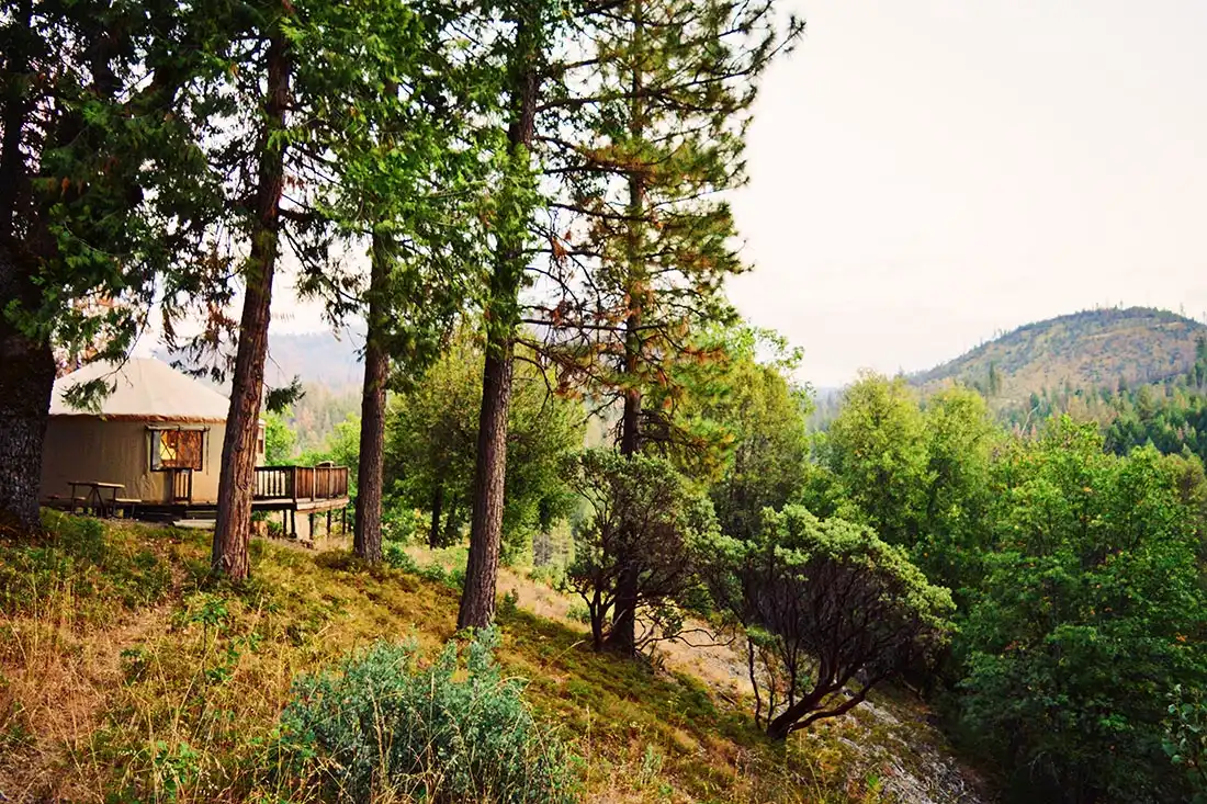 Embedded into the nature of Yosemite National Park © Coupleofmen.com