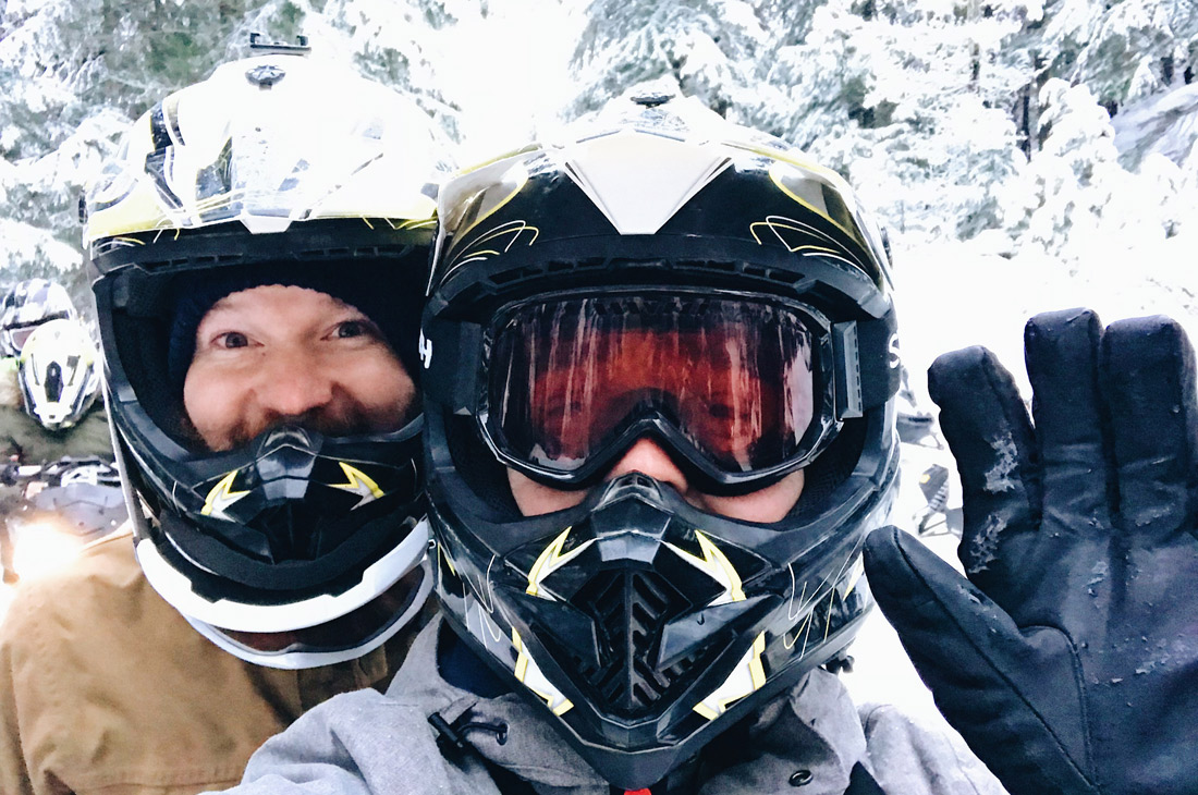 Let's start our snowmobiling twilight tour | Zip Lining Snowmobiling TAG Whistler Gay-friendly © Coupleofmen.com
