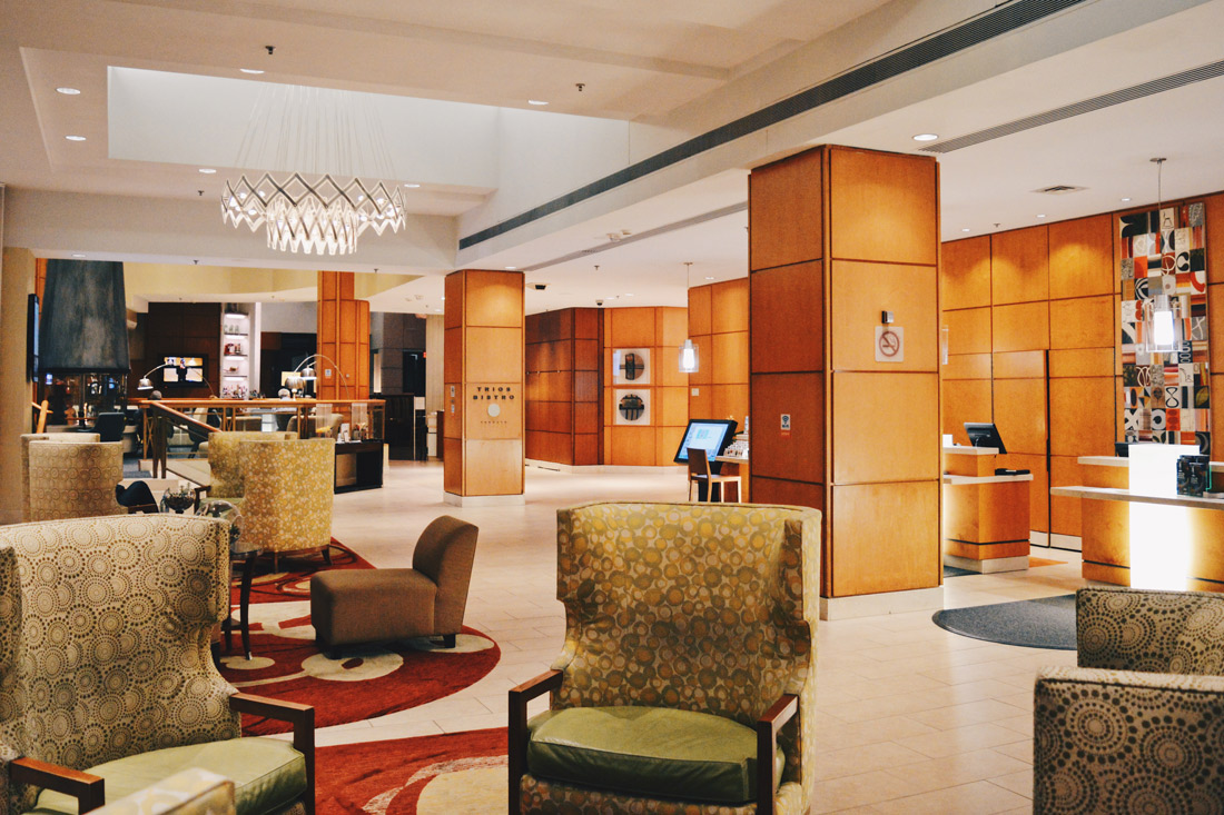 Modern & stylish Hotel Lobby | Marriott Downtown Toronto Eaton Centre © Coupleofmen.com