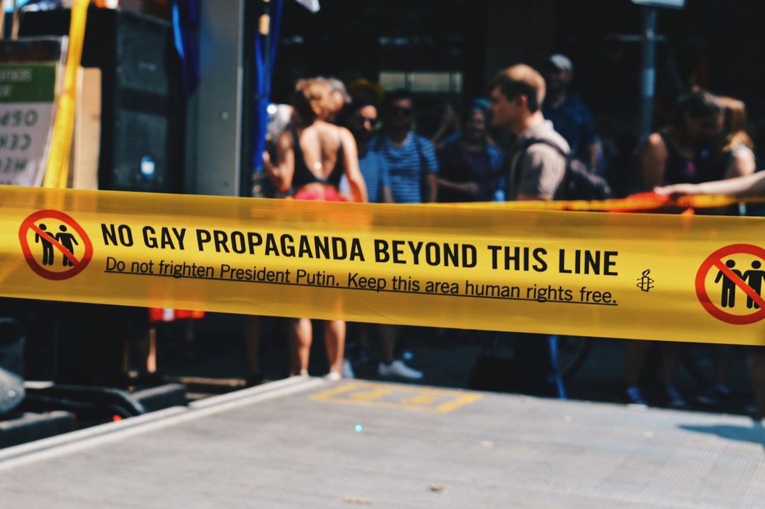 No Gay Propaganda beyond this line - Do not frighten President Putin and keep this areas human rights free | CSD Berlin Gay Pride 2018 © Coupleofmen.com
