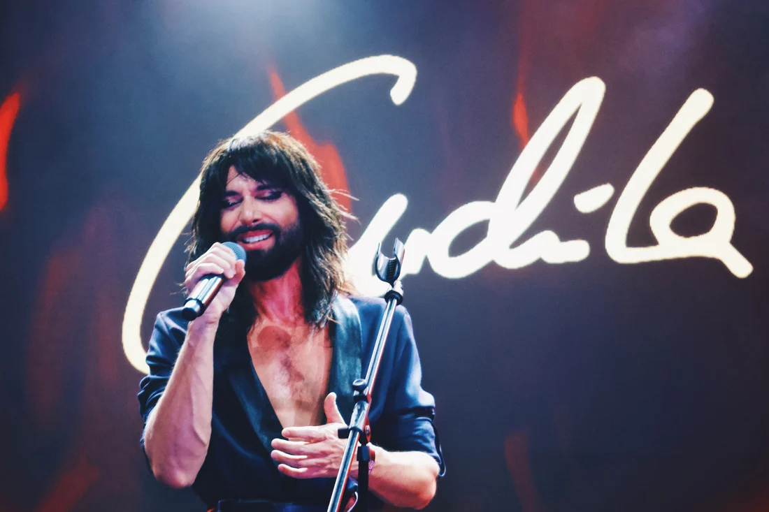 Conchita live in concert during a gay cruise &copy; Coupleofmen.com