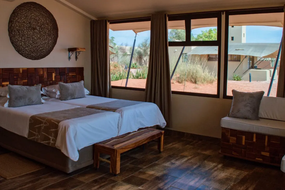 After a day in nature, we slept heavenly great in our private cabin at Sossusvlei Lodge © Coupleofmen.com