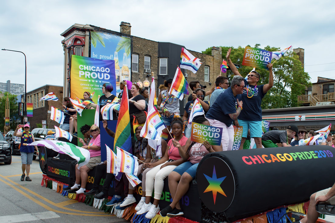Chicago Gay City Tipps Chicago Proud Float at Chicago Pride Parade 2019 © Coupleofmen.com