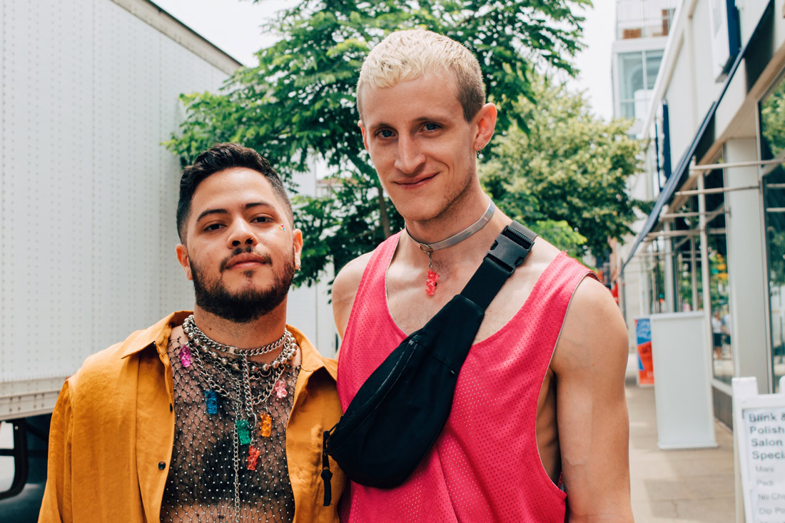 Chicago Gay City Tipps A couple of handsome men we met in Boystown during Chicago Gay Pride 2019 © Coupleofmen.com