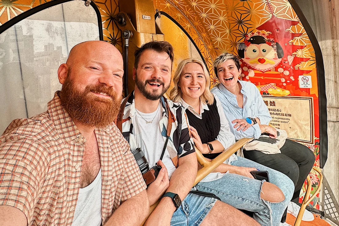 Selfie with LGBTQ+ Travel Bloggers itschrisandalex – Chris & Alex © Coupleofmen.com