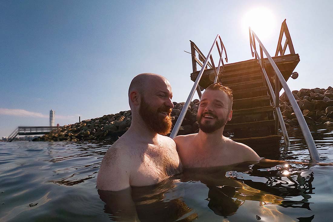 Skinny dipping in the Baltic Sea after a steaming hot sauna © Coupleofmen.com