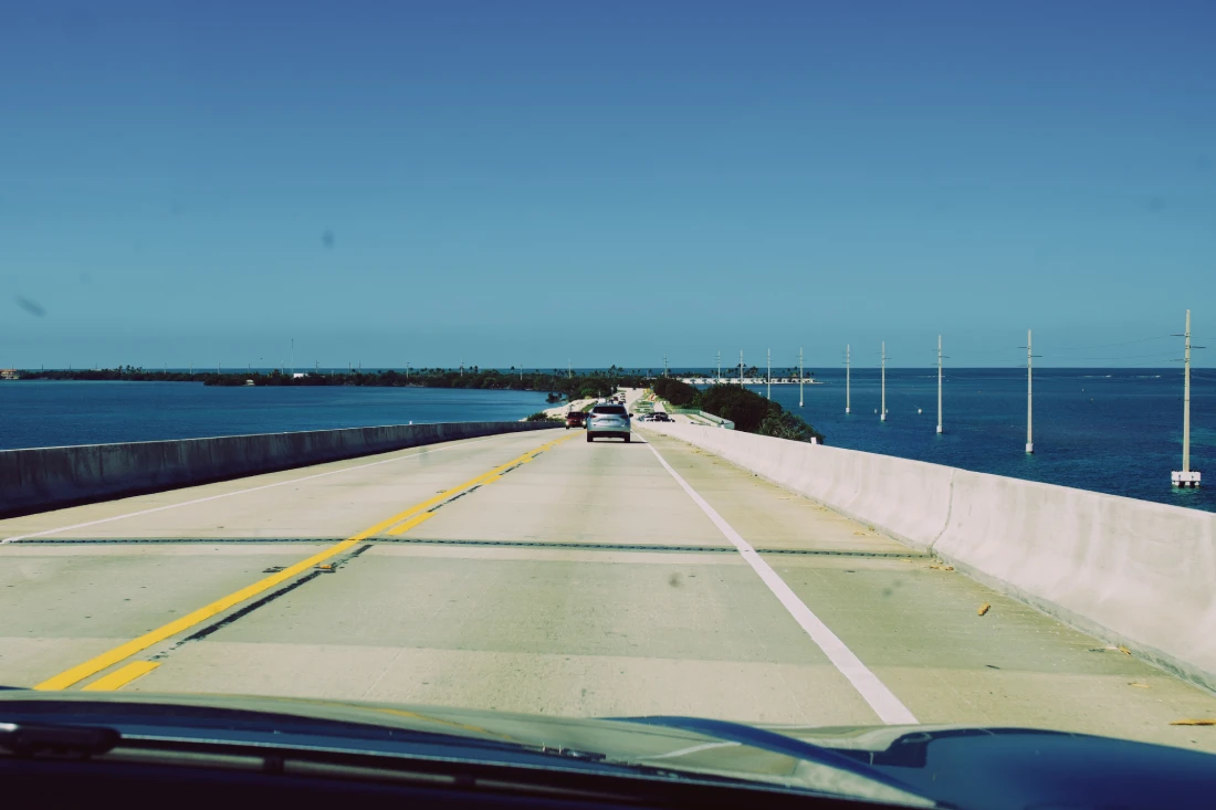 Wasser, nichts als Wasser - Blick über den Overseas Highway 1 in Florida © Coupleofmen.com