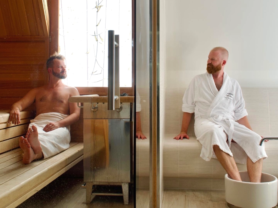Relaxing at the Sauna and Spa of the Hotel am Steinplatz in Berlin © Coupleofmen.com