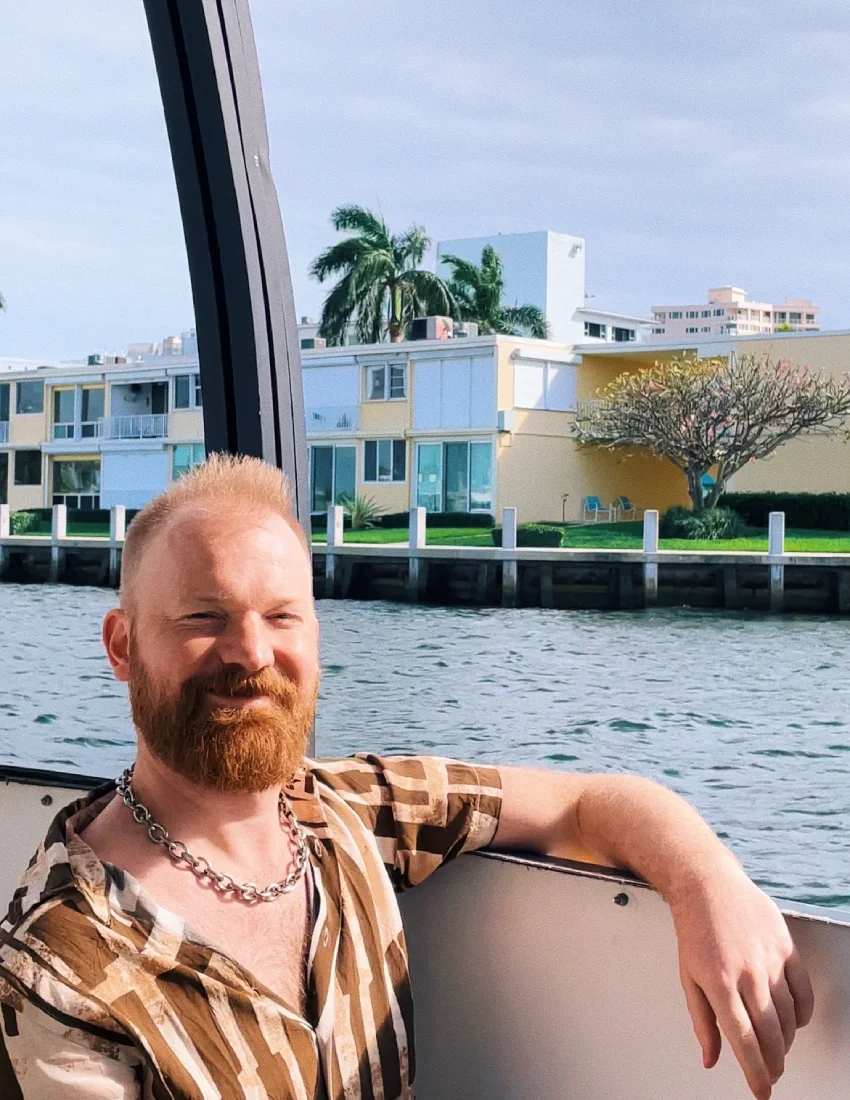 Daan is happy to explore the Intracoastal Waterway in Fort Lauderdale © Coupleofmen.com