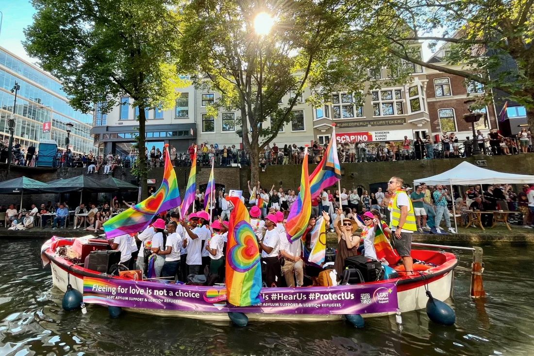 Fleeing for Love is not a choice! - LGBT Asylum support LGBTIQ+ Refugees Boat © Coupleofmen.com