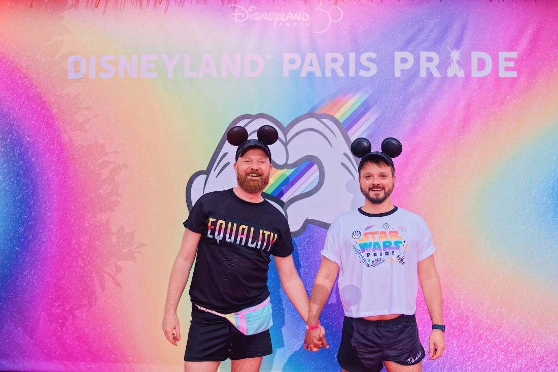 Hand in Hand for Love, Equality and Acceptance in Disneyland Paris © Coupleofmen.com
