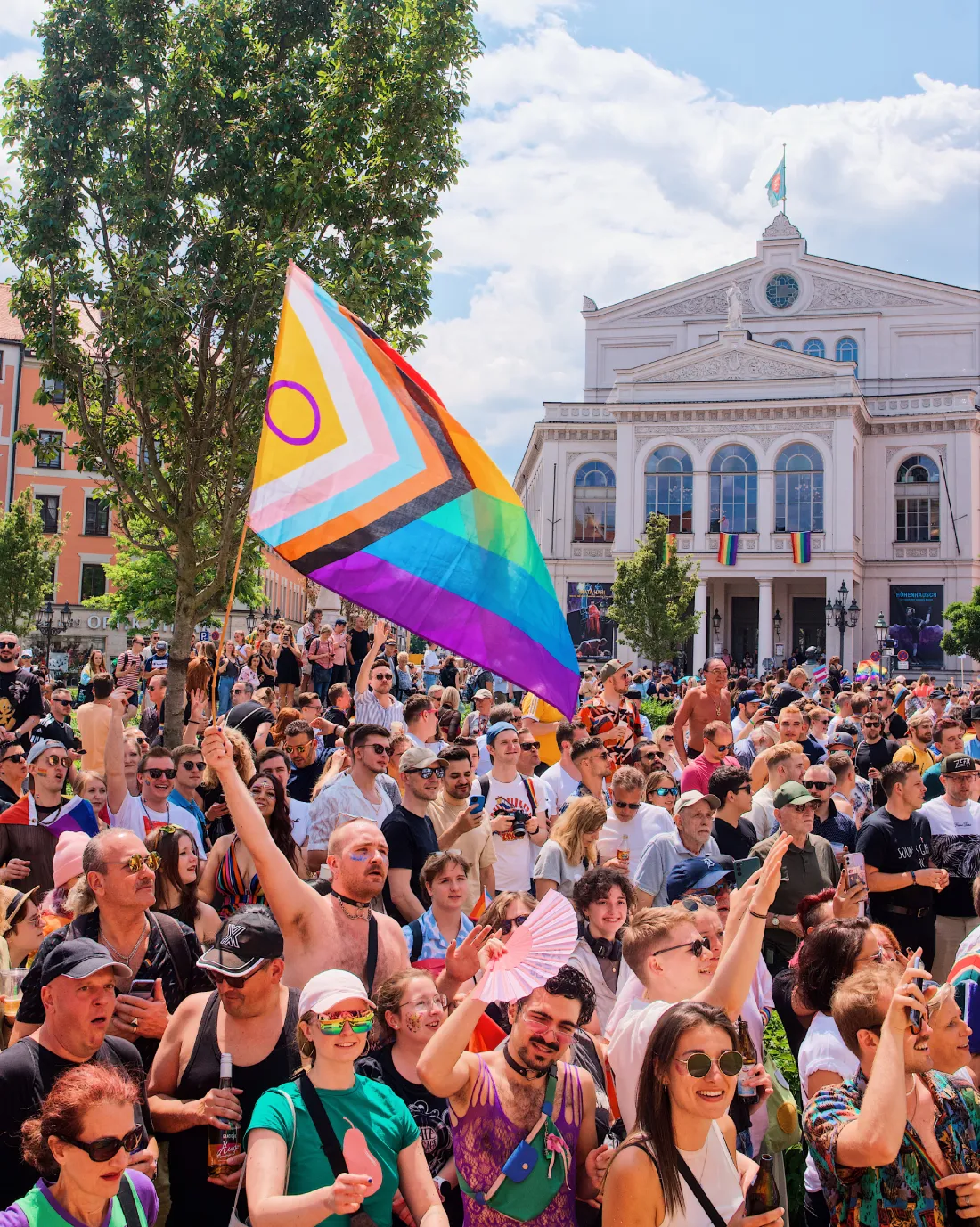 Munich, Germany. 15th July, 2017. Pride car. Today the Pride (Christopher  Street Day) took place in Munich. Several political and queer groups such  as some corporations organized it and participated. Credit: Alexander