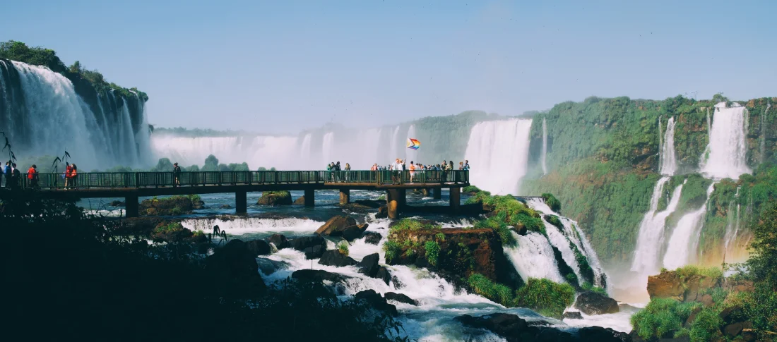 Iguazu Waterfalls from Brazil over Argentina © Coupleofmen.com