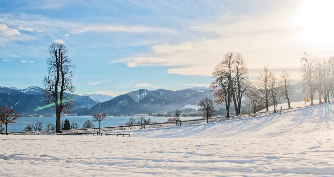 Winterwunderland! Verschneite Landschaften am Tegernsee © Coupleofmen.com