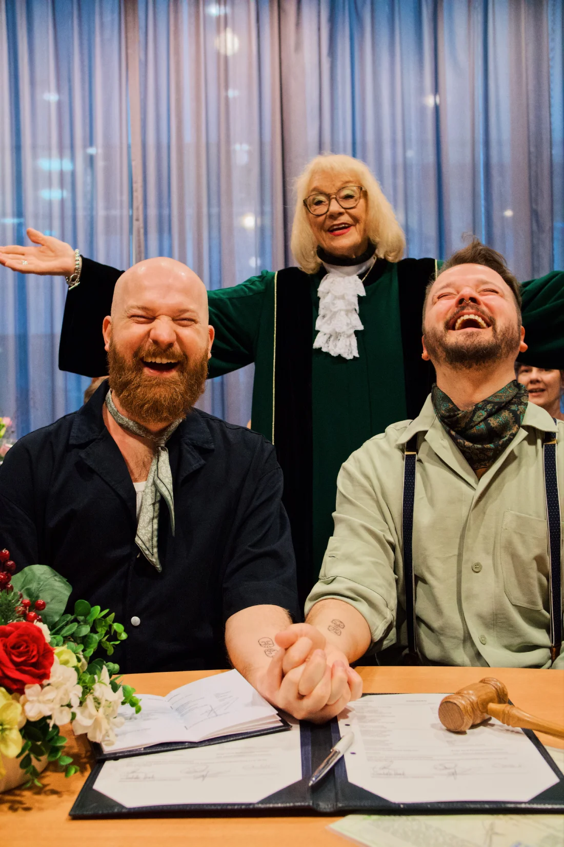 Unsere Hochzeit im Standesamt in Amsterdam West &copy; Coupleofmen.com