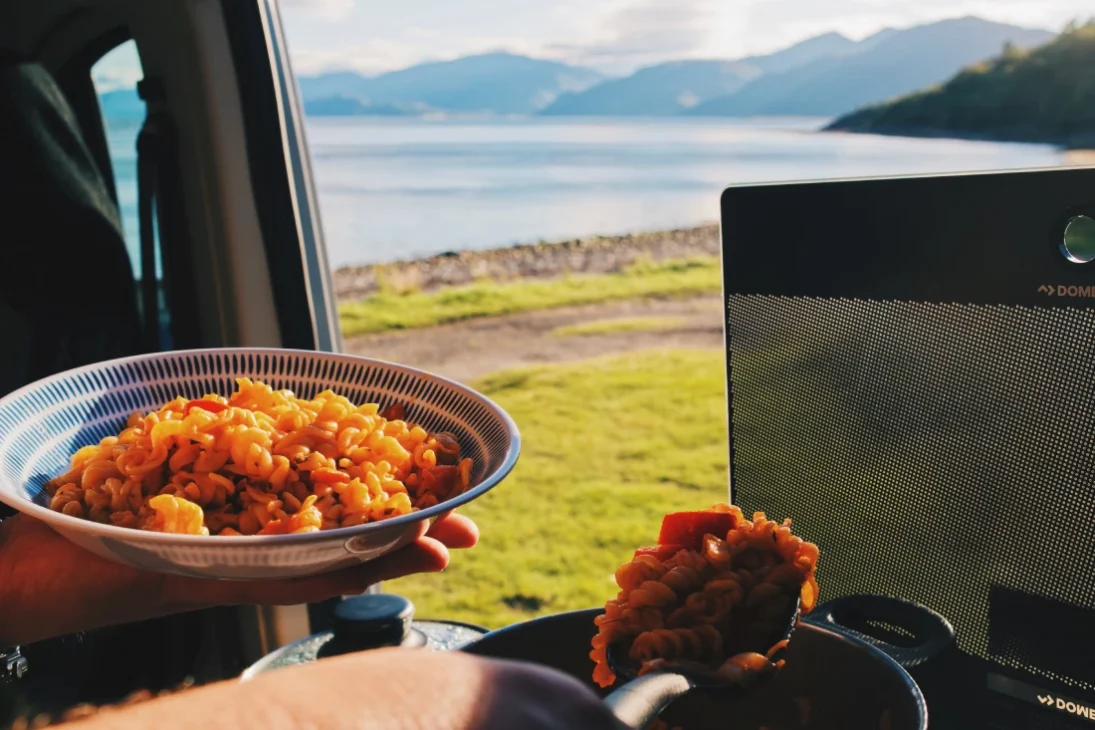 Road Trip Scottish Highlands Dinner time! Freshly prepared pasta served with a Scottish view © Coupleofmen.com