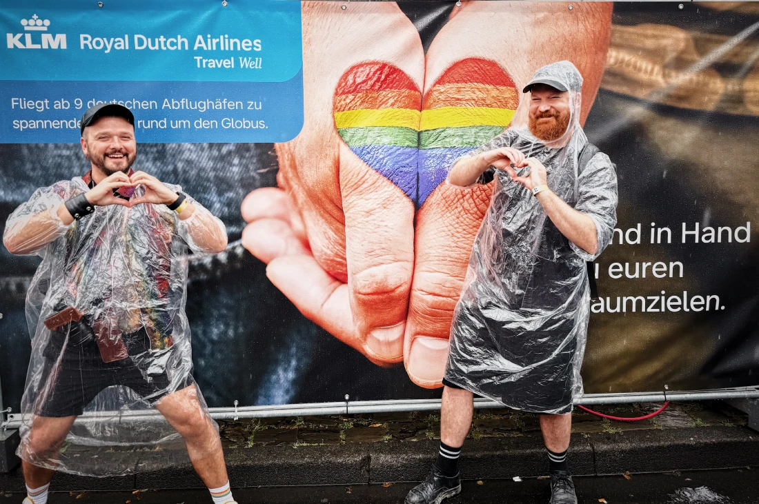 KLM Royal Dutch Airlines sponsor of Cologne Pride 2025 © Coupleofmen.com
