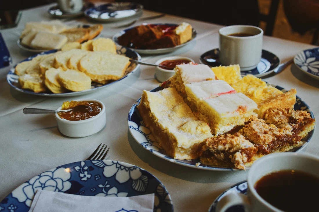 Delicious Welsh cake specialties at Ty Gwyn Teahouse in Gaiman © Coupleofmen.com