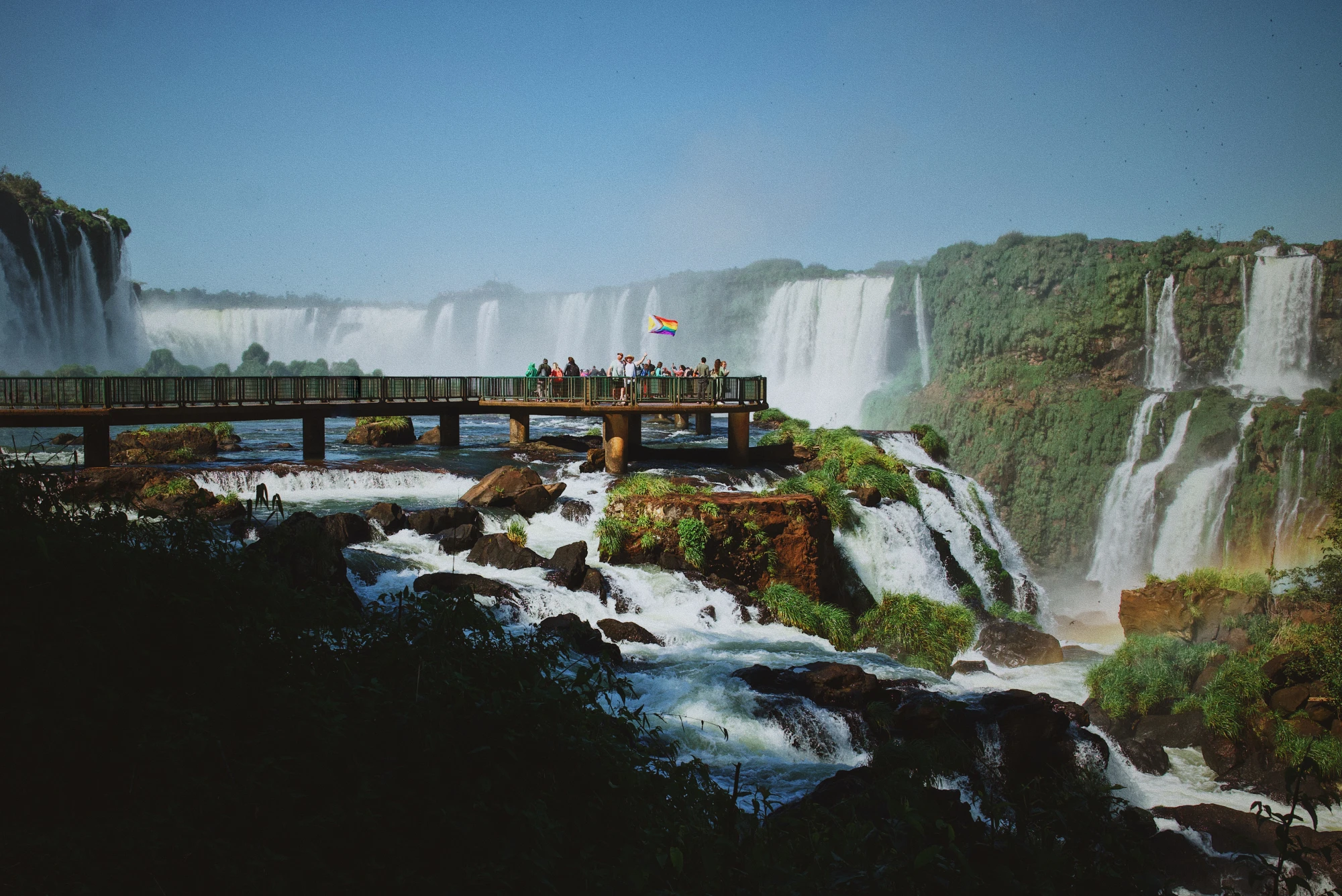 Our gay couple adventure at the Iguazu Falls - in Argentina and Brazil © Coupleofmen.com
