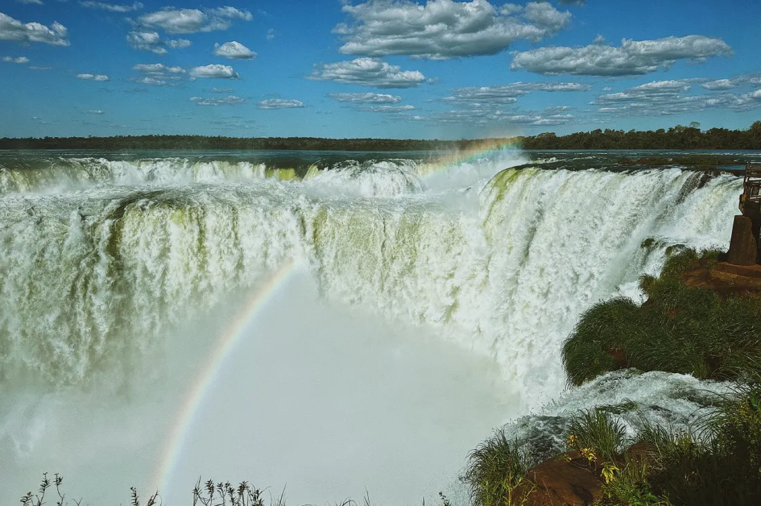 Thundering Garganta del Diablo—the Devil’s Throat with a rainbow © Coupleofmen.com