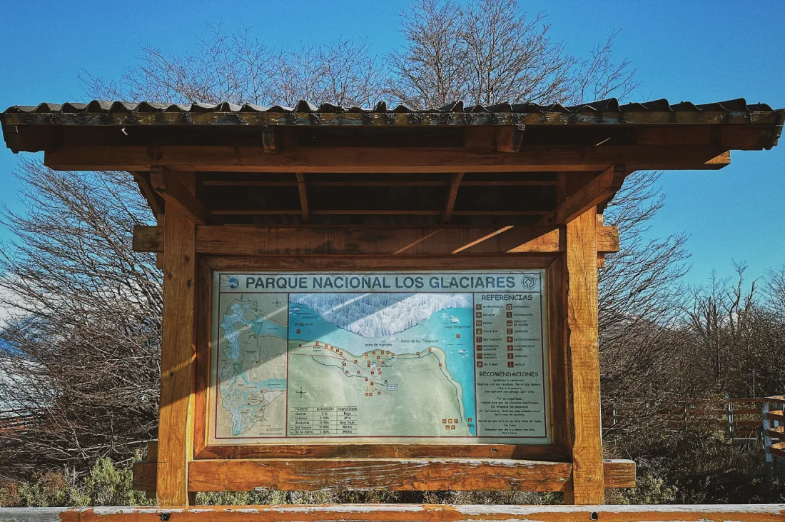 Hiking paths of Parque Nacional Los Glaciares © Coupleofmen.com