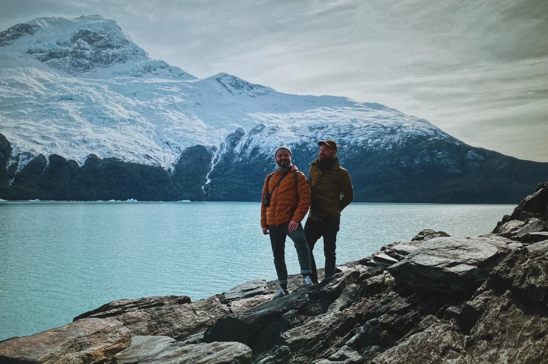 Spending time together at Base Spegazzini © Coupleofmen.com El Calafate gay travel
