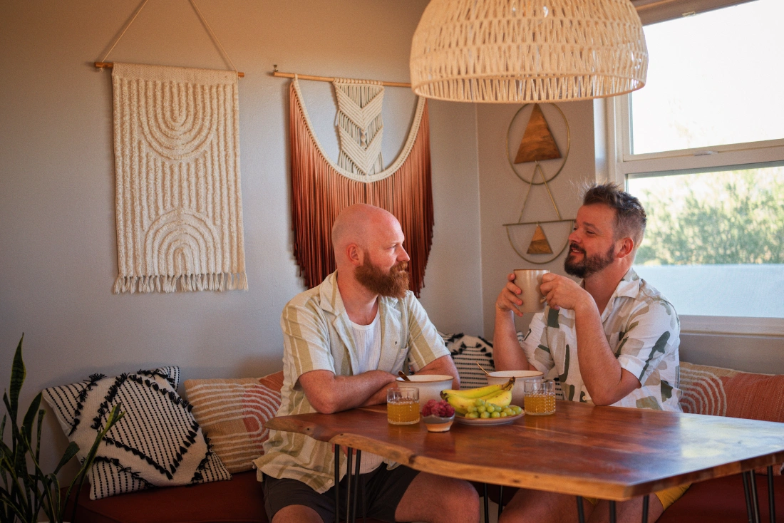 Breakfast in the well designed and fully equipped kitchen © Coupleofmen.com