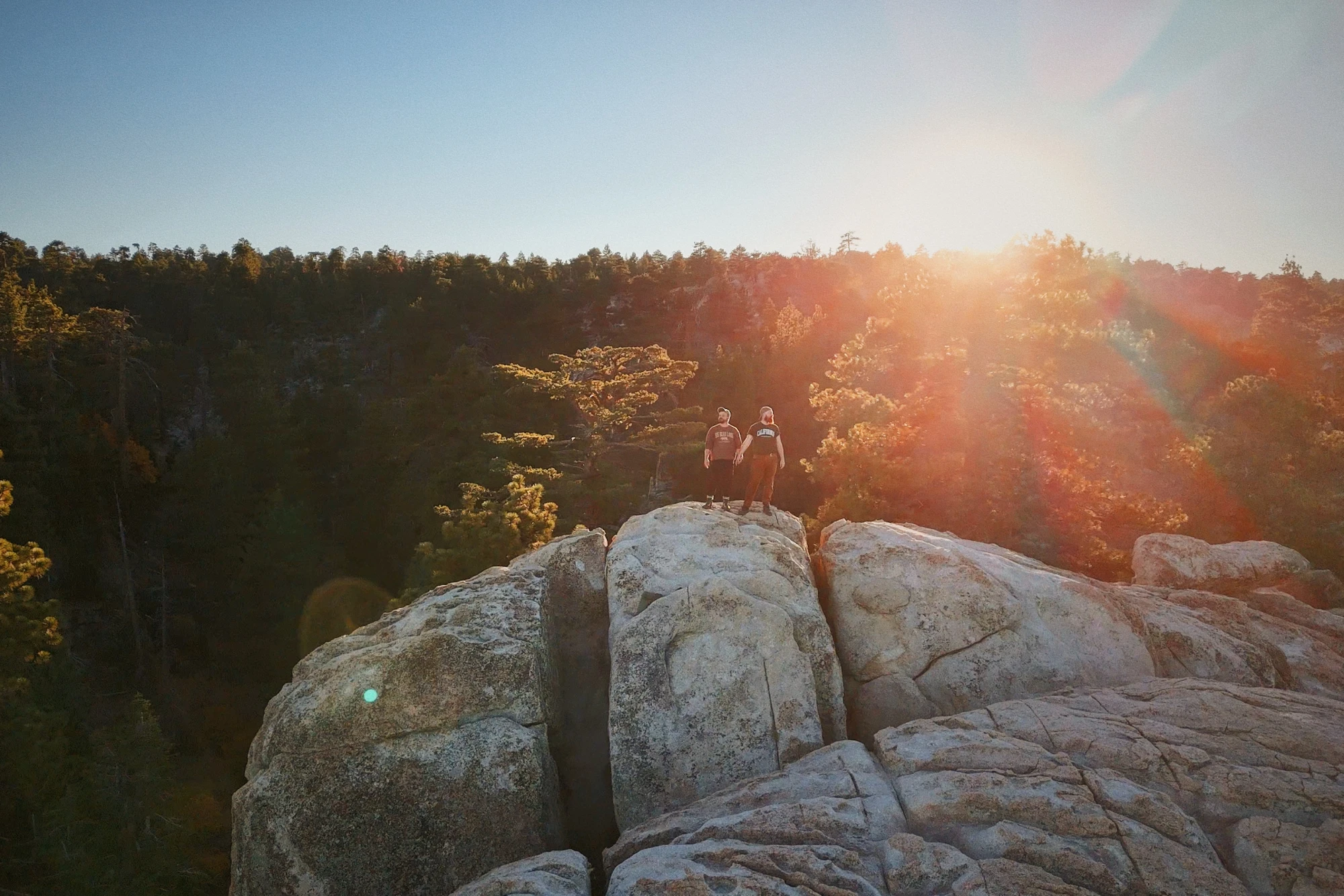 LGBTQ+ Reisetipps für Big Bear Lake in Südkalifornien, USA