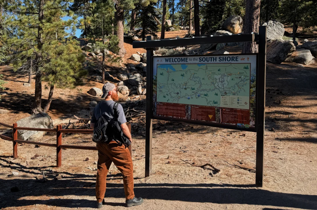 Neuer Parkplatz am Beginn der Wanderung zum Castle Rock in Big Bear Lake © Coupleofmen.com