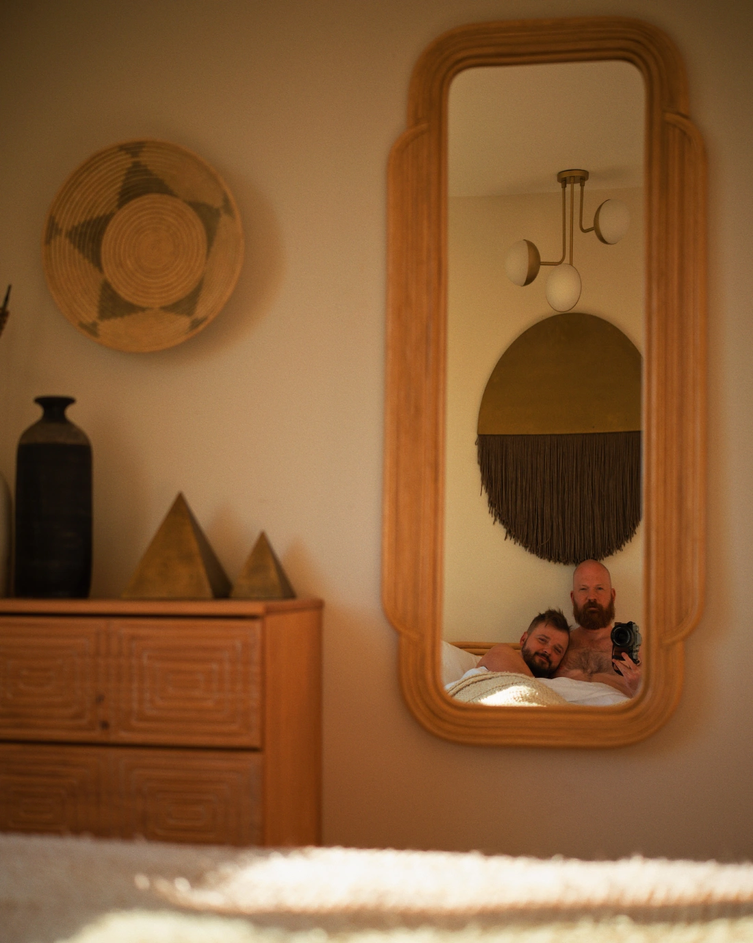 Selfie in bed from the bed room mirror © Coupleofmen.com