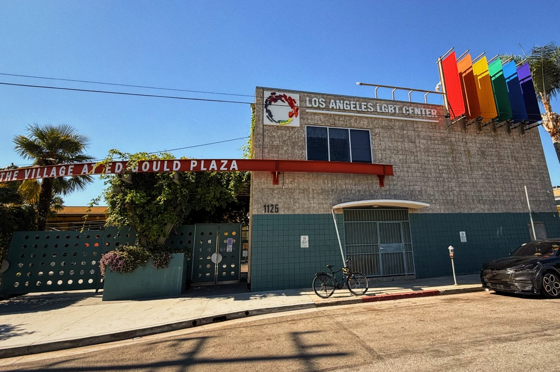 Au&szlig;enansicht des Los Angeles LGBT Centers &copy; Coupleofmen.com  | LGBTQ+ Kalifornien Reisef&uuml;hrer