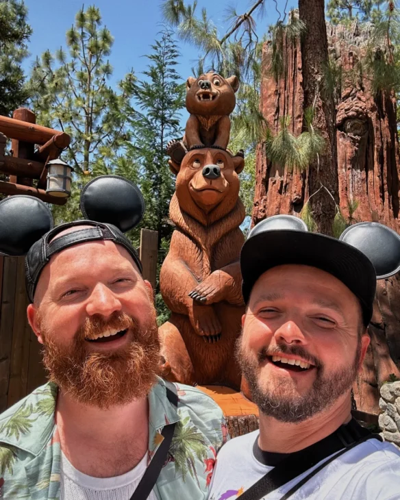 Selfie in front of the Brother Bear sculpture at Grizzly Peak at Disneyland Anaheim © Coupleofmen.com
