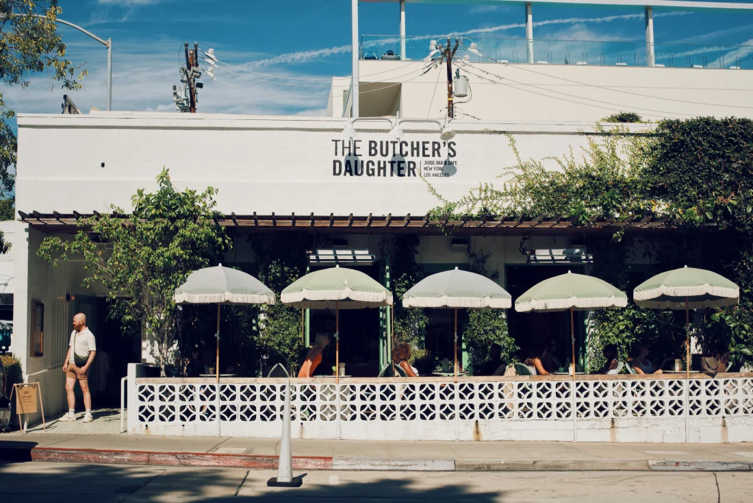 Vegetarian restaurant tip: The Butcher's Daughter West Hollywood © Coupleofmen.com