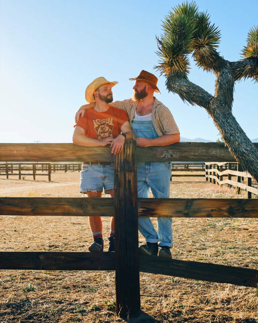 Pioneertown in Southern California_ Our Gay Couple Stay at the Historic Pioneertown Motel © Coupleofmen.com