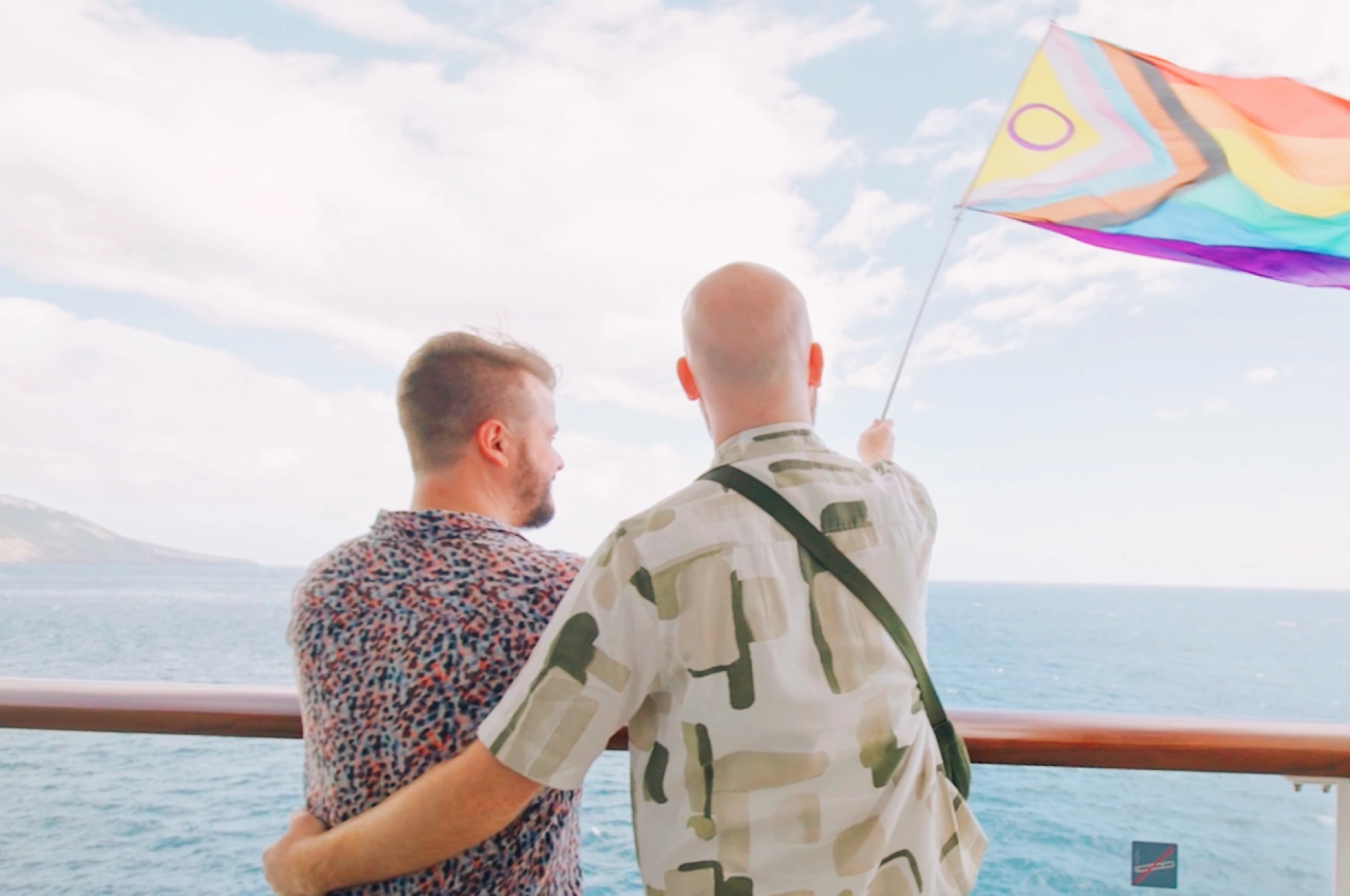 Pride Cruise 2026 mit Mein Schiff: &bdquo;Bunte Horizonte&ldquo; LGBTQ+ Kreuzfahrt mit TUI Cruises &copy; Coupleofmen.com