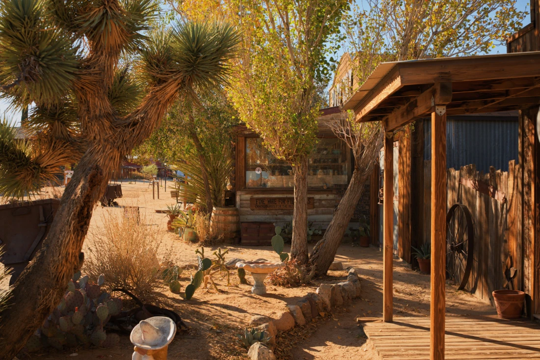 Scenes of Pioneertown Mane Street in California in sunlight © Coupleofmen.com
