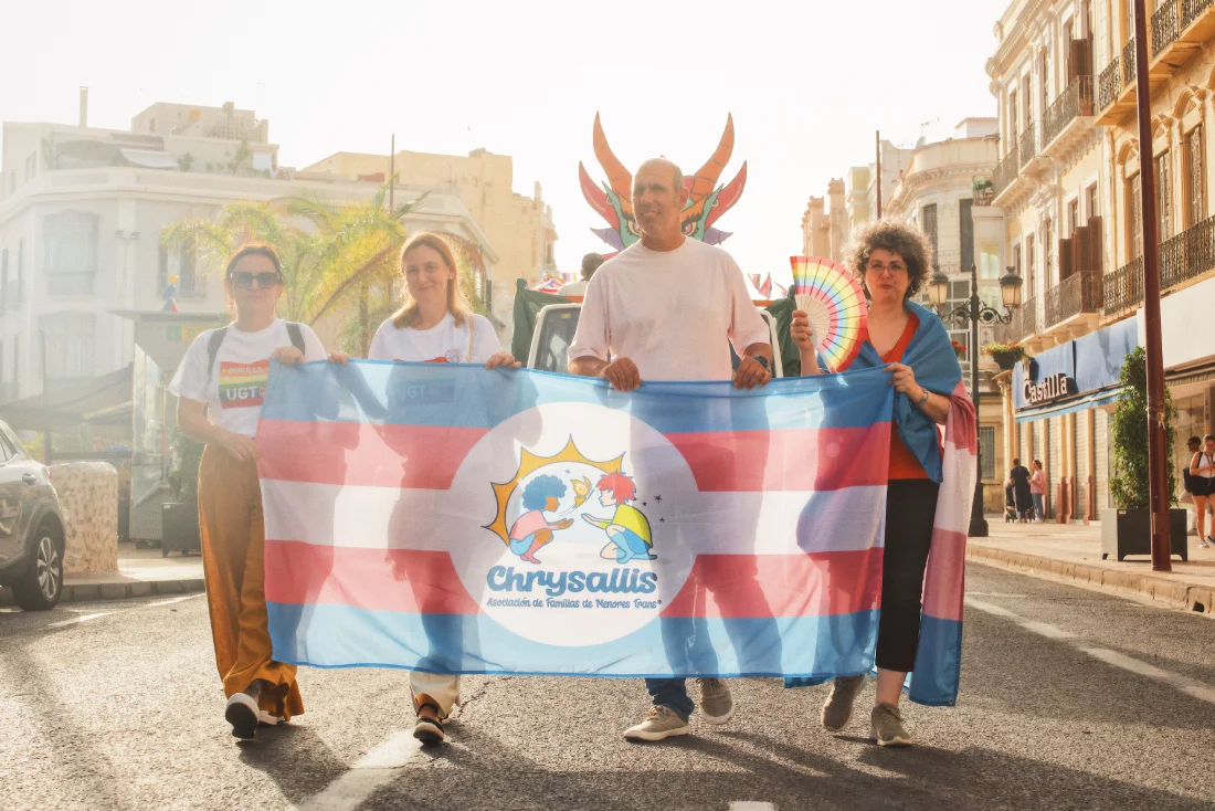 Chrysallis, the Spanish organization for families of trans_ children and adolescents, is marching in the Pride parade in Melilla &copy; Coupleofmen.com