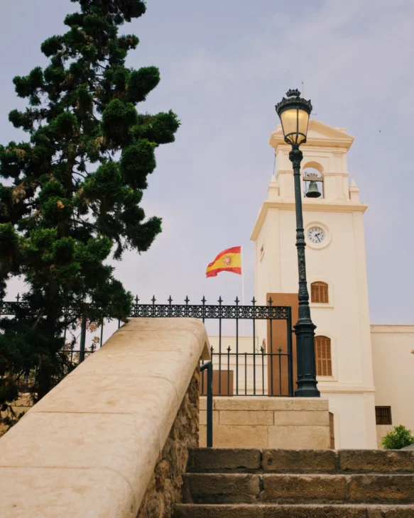 Spanish flag wavin on the Clock House Museum &copy; Coupleofmen.com