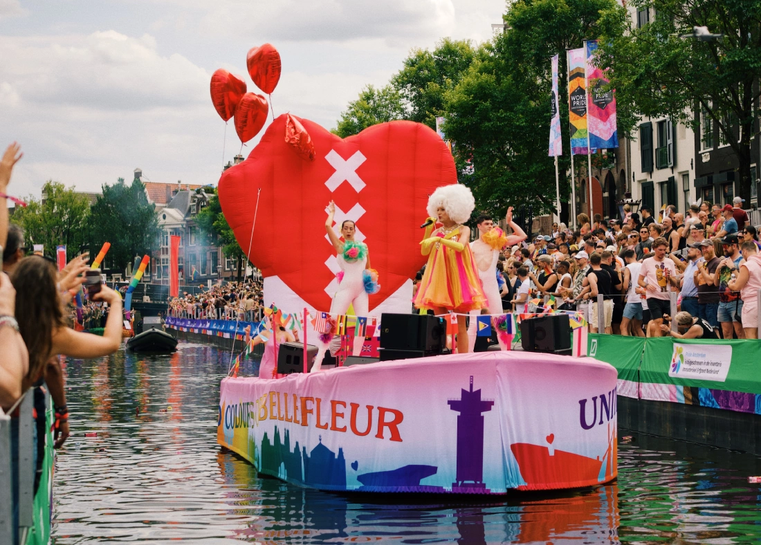 Belle Fleur Boat Canal Parade Amsterdam World Pride &copy;&nbsp;Coupleofmen.com
