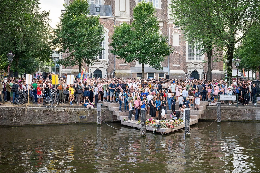 More than 2000 people gathered at Homomonument right next to the Westerkerk to commemorate the victims of the CSD Berlin attack 2026